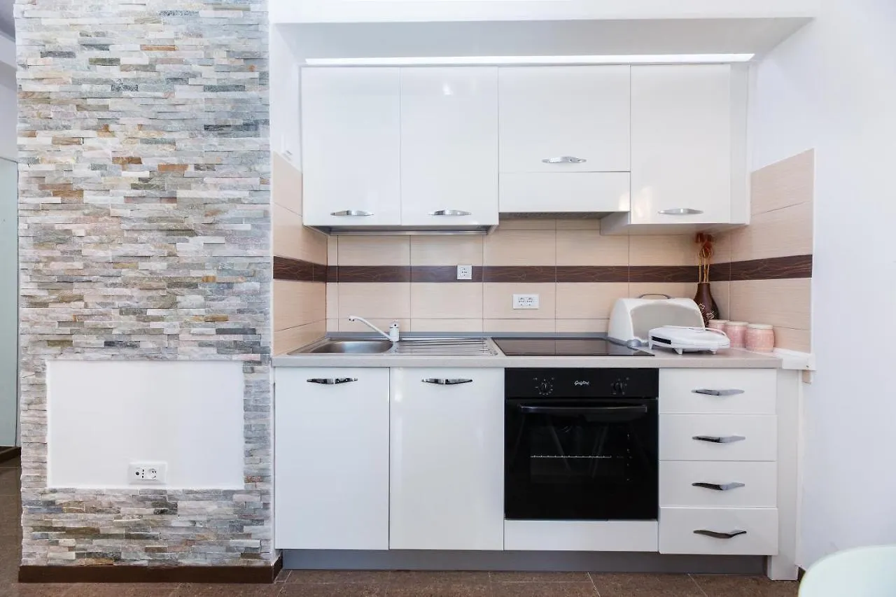Kastela Agneza Apartment