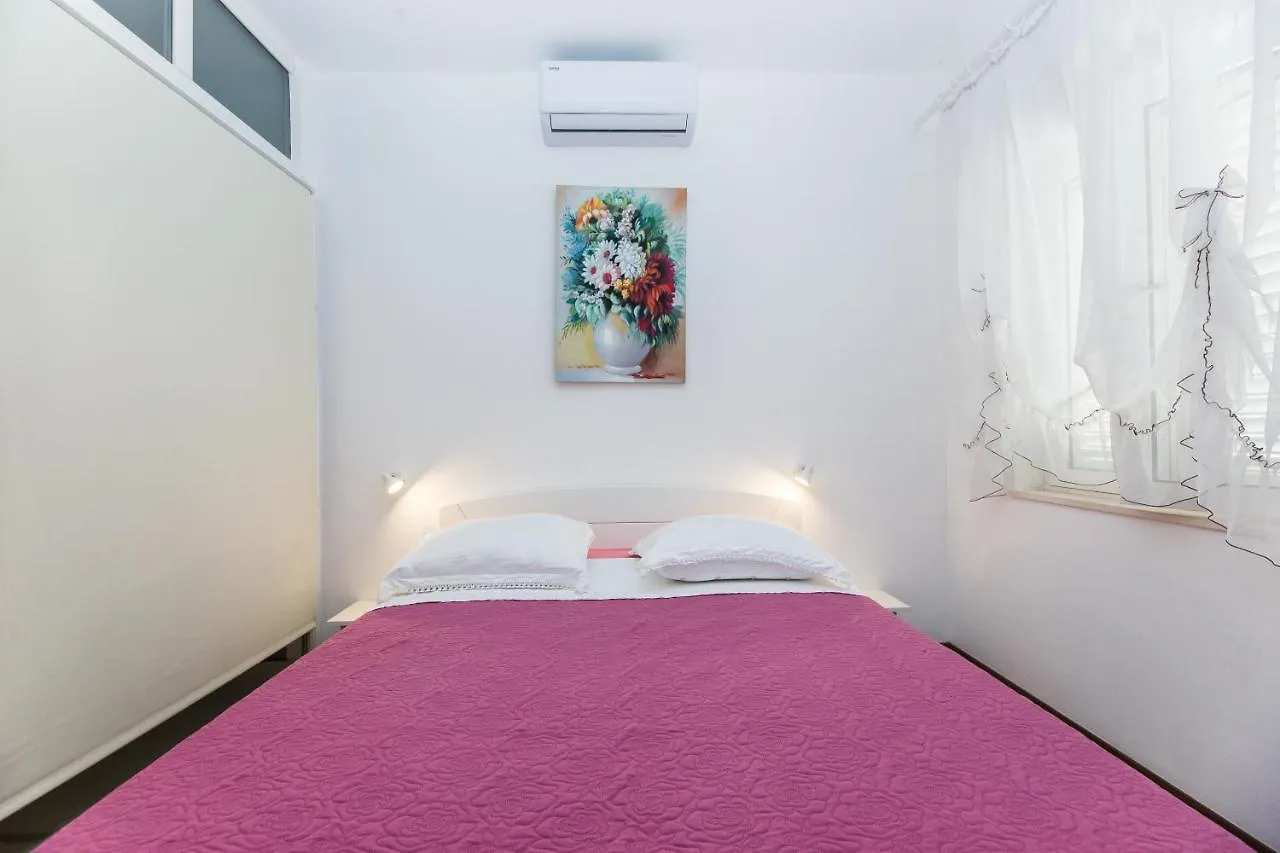 Kastela Agneza Apartment Croatia