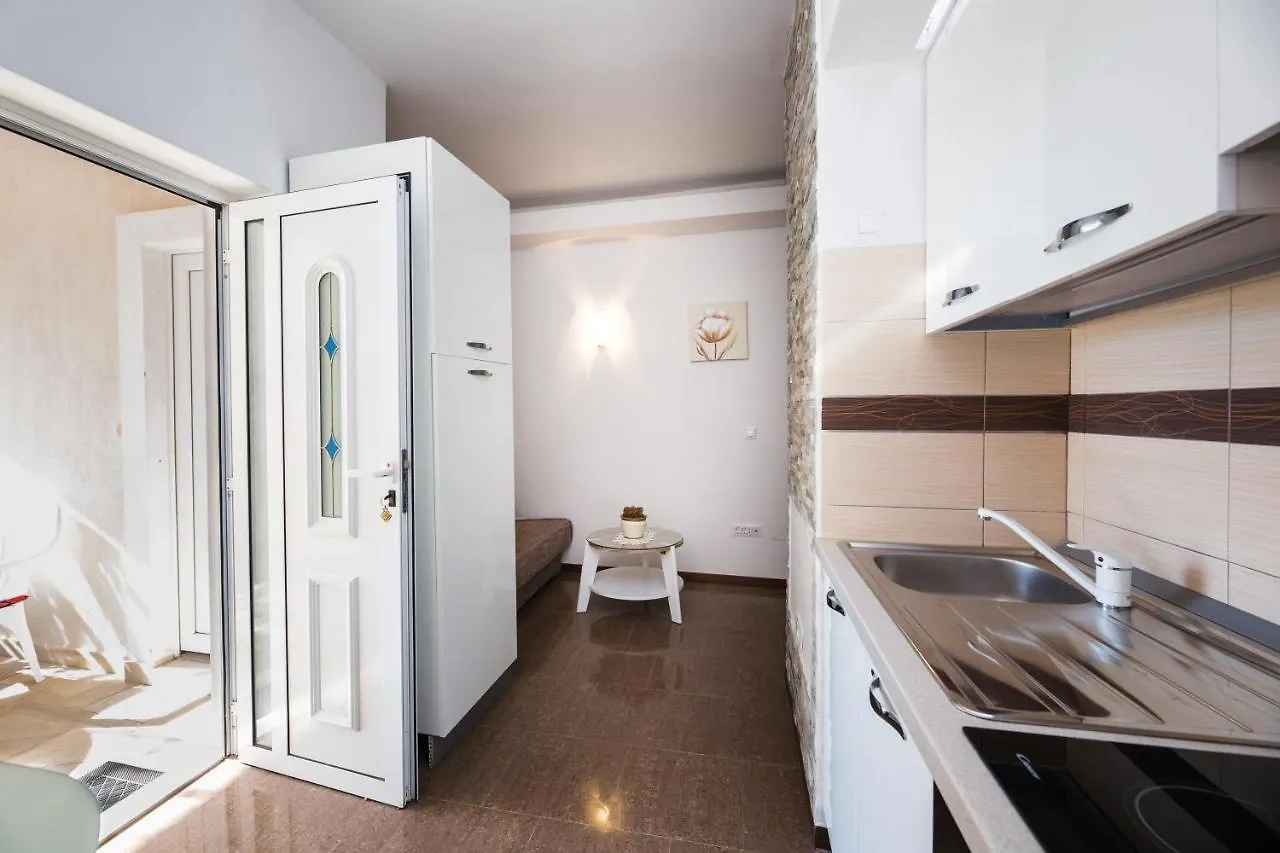 Kastela Agneza Apartment